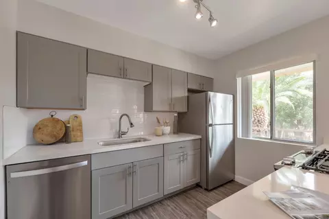 3672 N 5th Ave #PARKR-05, Phoenix, AZ 85013