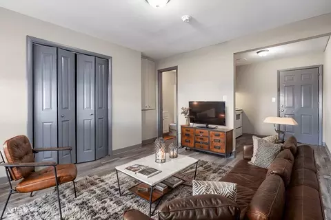 405 E College St #500-318, Carbondale, IL 62901