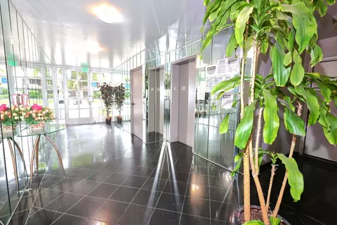 1402 N Alta Vista Blvd #211, Los Angeles, CA 90046