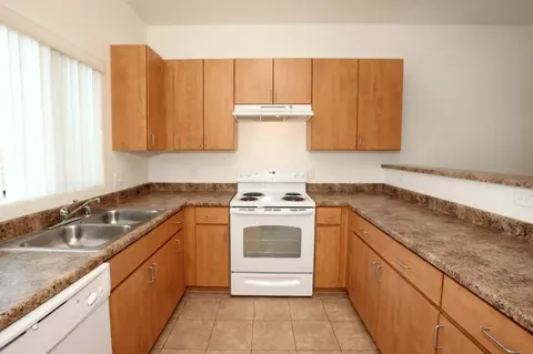 16629 N Greasewood St #05-117, Surprise, AZ 85378