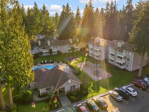 309 NE Fairgrounds Rd #H202, Bremerton, WA 98311