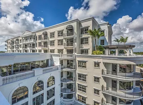 8150 SW 72nd Ave #1504, Miami, FL 33143