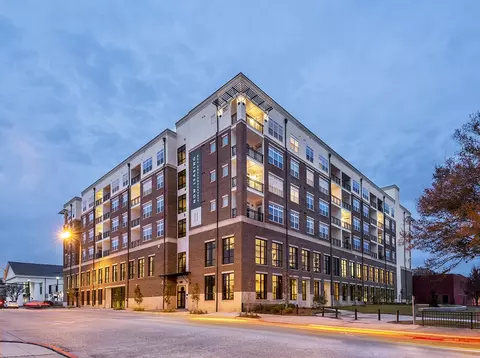625 Convention St #636, Baton Rouge, LA 70802
