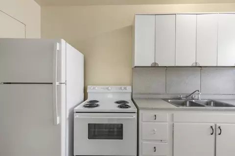740 Smallwood Dr #I4, Raleigh, NC 27605