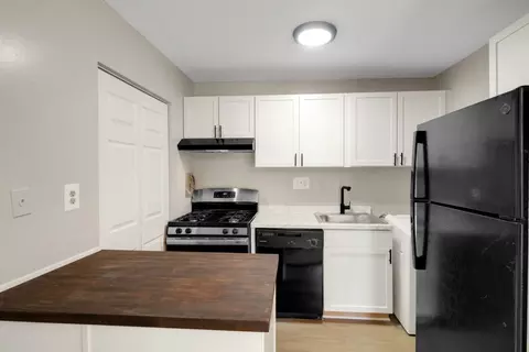 2641 Shadyside Ave #4417-T2, Suitland, MD 20746