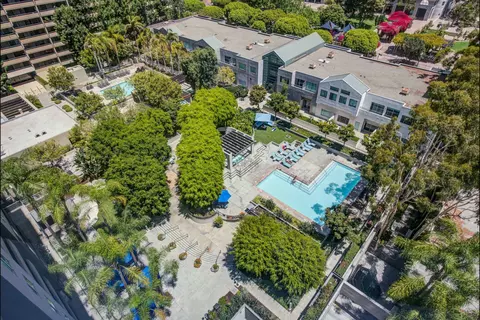 950 S Flower St #01-3070, Los Angeles, CA 90015