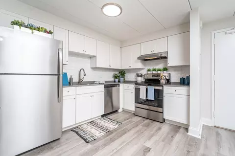 1037 Southern Artery #47208, Quincy, MA 02169