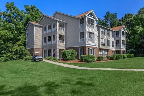 3901 Battleground Ave #232, Greensboro, NC 27410