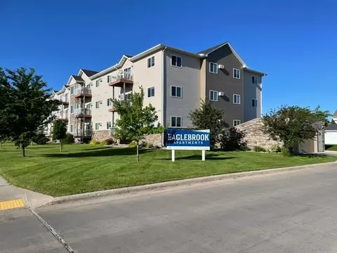 5450 26th St S #221, Fargo, ND 58104