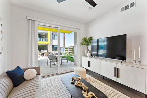 2058 E Apache Blvd #2017, Tempe, AZ 85281 photo 9