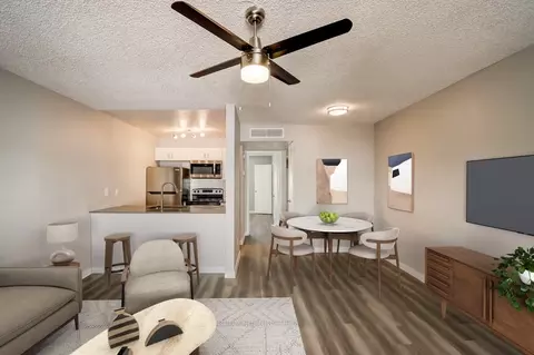 550 Earll Dr #59, Phoenix, AZ 85012