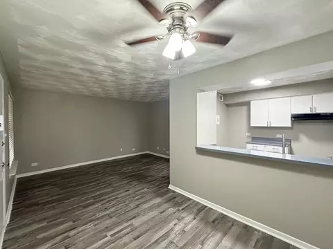 1200 E Seminary Dr #210, Fort Worth, TX 76115