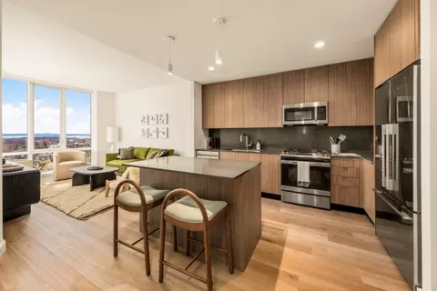 50 Clinton Pl #1506, New Rochelle, NY 10801