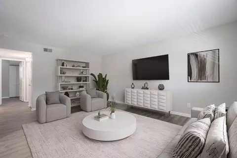 102 Americana Dr #817-006A, Newport News, VA 23606