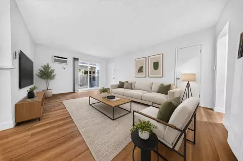 7245 Willoughby Ave #06945-2, Los Angeles, CA 90046