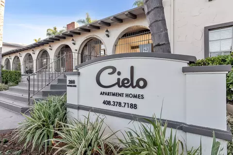 200 Hollis Ave #4, Campbell, CA 95008
