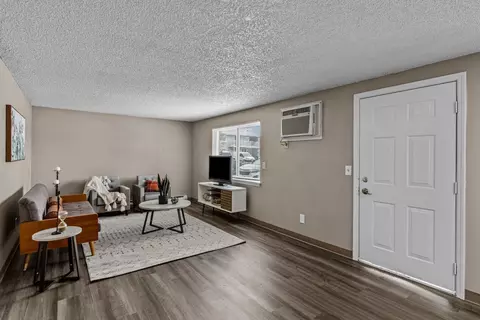 720 N Arthur St #720-E202, Kennewick, WA 99336