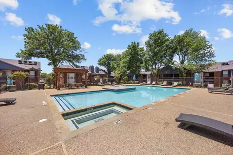 201 W Southwest Pkwy #06108, Lewisville, TX 75067