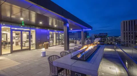 140 SW Columbia St #1621, Portland, OR 97201