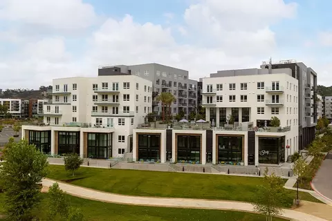 101 River Park Dr #320, San Diego, CA 92108