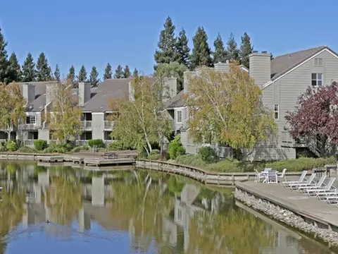638 Lake Front Dr #090, Sacramento, CA 95831