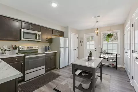 169 Center Pointe Dr #173-C, Clarksville, TN 37040