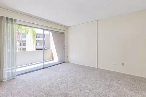 6595 Montezuma Rd #6595-24, San Diego, CA 92115