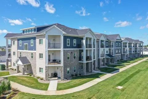 1704 NE Gateway Ct #1740-205 - B3.2, Grimes, IA 50111