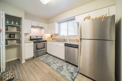 19135 Us Highway 19 N #F26, Clearwater, FL 33764