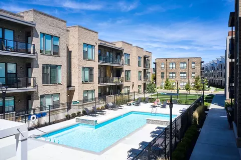 773 Waldron St #206, Columbus, OH 43215