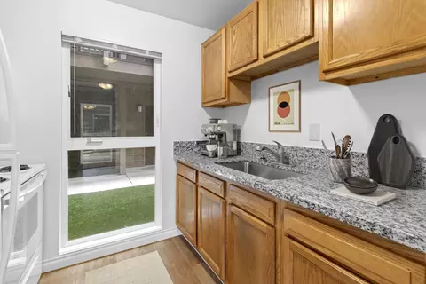 2950 NE 23rd St #020, Gresham, OR 97030 photo 5