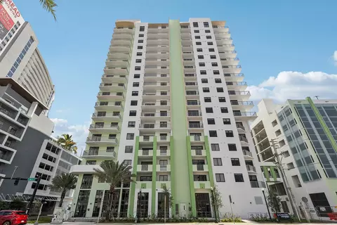 303 S Federal Hwy #912, Hollywood, FL 33020