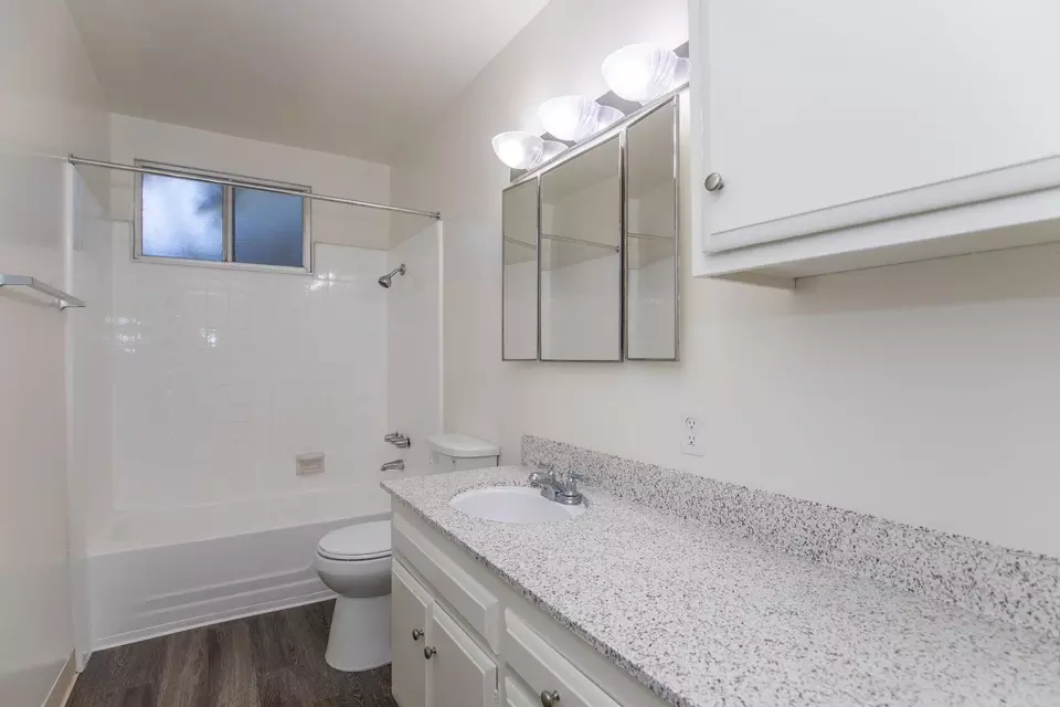  125 N Syracuse St #58, Anaheim, CA 92801 photo 22