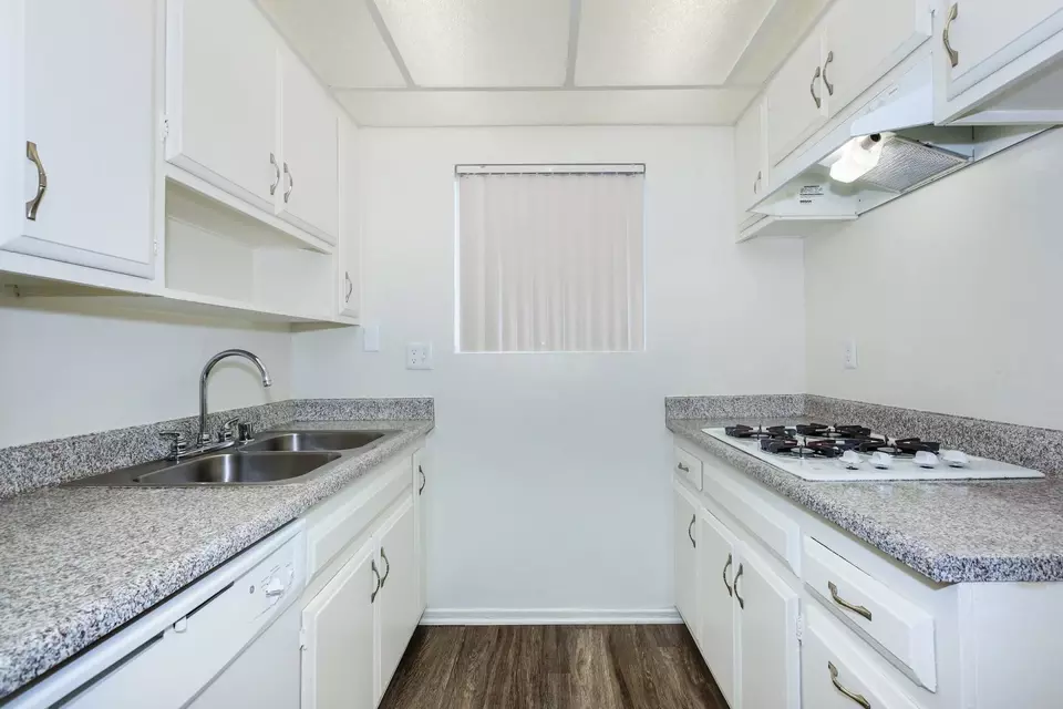  125 N Syracuse St #58, Anaheim, CA 92801 photo 34