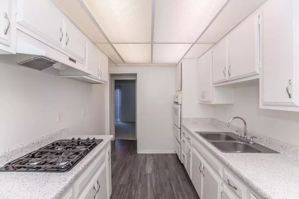  125 N Syracuse St #58, Anaheim, CA 92801 photo 16