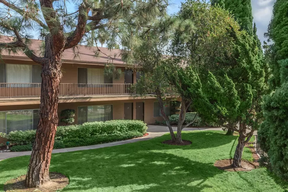  125 N Syracuse St #58, Anaheim, CA 92801 photo 9