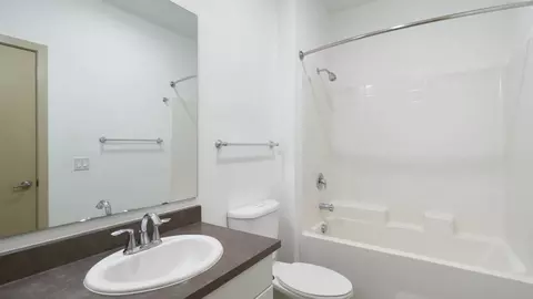 5398 Russell Ave NW #10, Seattle, WA 98107
