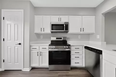 45660 Jillian Ct #J45621, Great Mills, MD 20634
