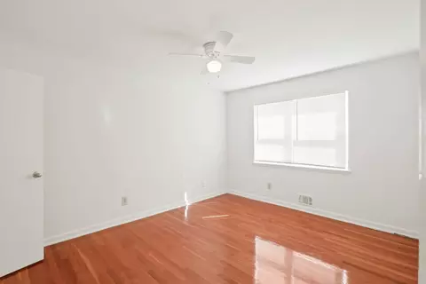 5800 Boston St #1B, Baltimore, MD 21224