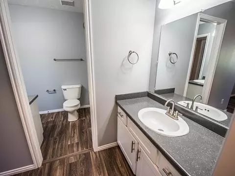 2075 N Main #E208, Layton, UT 84041 photo 21