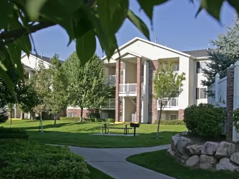 2075 N Main #E208, Layton, UT 84041 photo 15