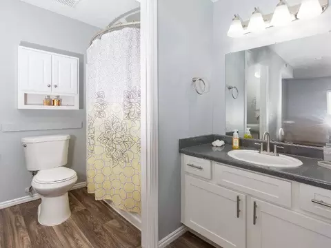 2075 N Main #E208, Layton, UT 84041 photo 28