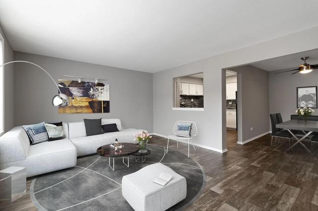 4050 W 115th St #213, Chicago, IL 60655