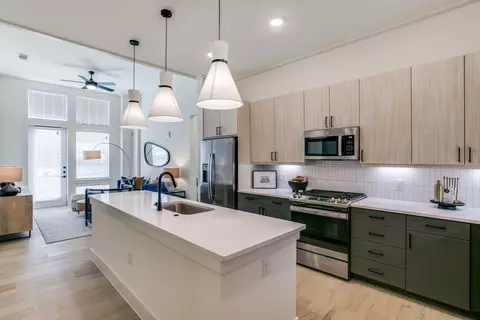 2929 Oak Lawn Ave #520, Dallas, TX 75219