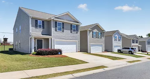 1 Southern Pine Dr #1090020, Greenville, SC 29605