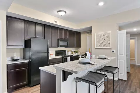 7405 Long Rd #103, Canal Winchester, OH 43110
