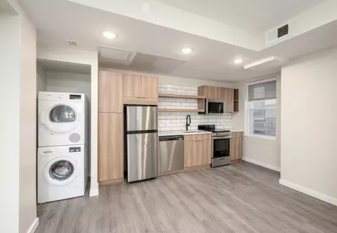 654 Girard St NW #310, Washington, DC 20001