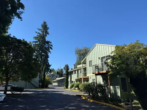 7059 SW Garden Home Rd #13, Portland, OR 97223
