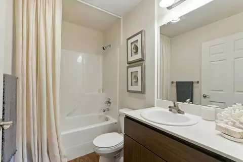 11806 NE 122nd Ave #B005, Vancouver, WA 98682