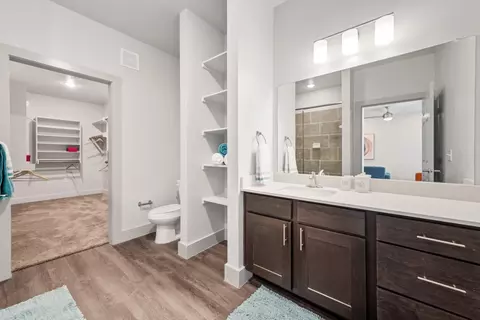 3951 Dechman Dr #2208, Grand Prairie, TX 75052